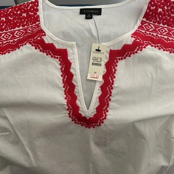 Talbots women’s blouse with embroidery. - Picture 2 of 8